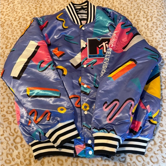 Vintage MTV Vibrant Blue and Multicolor Bomber Jacket Rare
80s 1981 Unisex - Picture 9 of 10